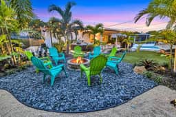 Hot Tub, 2 Fire Pits & Games | 15 Min to FLL - Image 2