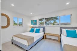 Hot Tub, 2 Fire Pits & Games | 15 Min to FLL - Image 4