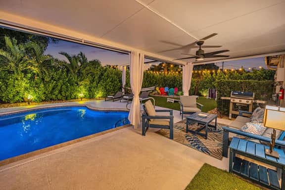 Chic + Upscale Heated POOL home 15 Min to FLL - Image 4
