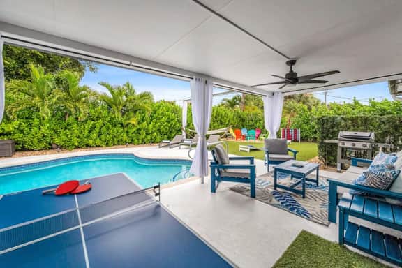 Chic + Upscale Heated POOL home 15 Min to FLL - Image 5