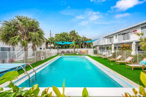 Hawksbill 101 | Beach Studio | Heated Pool - Image 4